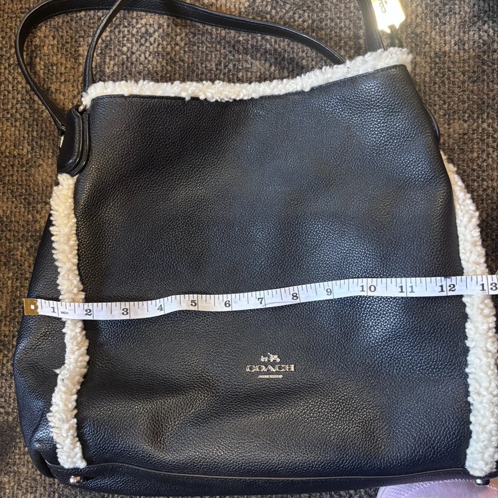COACH Edie 31 Black Pebble Leather Shoulder Bag Shearling Fur Trim Hobo Tote - Picture 9 of 10